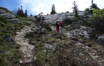 Montée dans les pierriers
